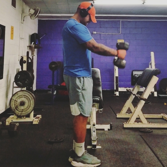 Meet your posher, Ricardo - Picture 3 of 7